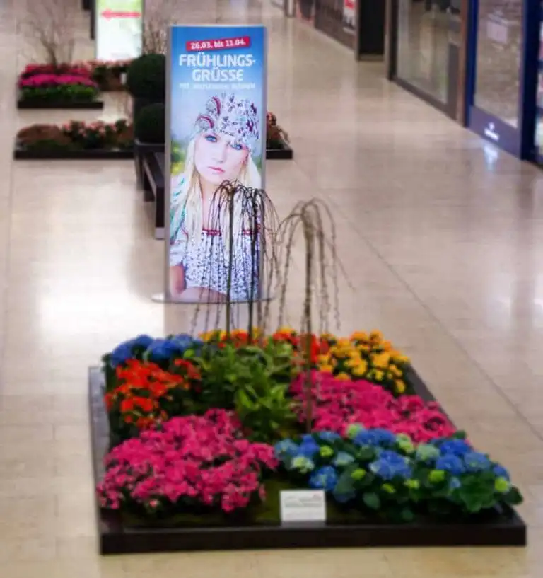 Frühlingsgrüße mit tausenden Blumen