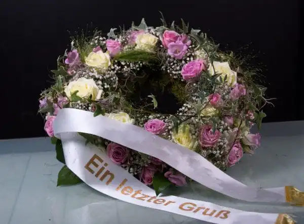 kleiner rundgestecker Kranz