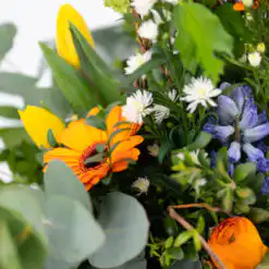 Alternative view of Exklusiver Gestaffelter Strauß – „Frischer Frühling“