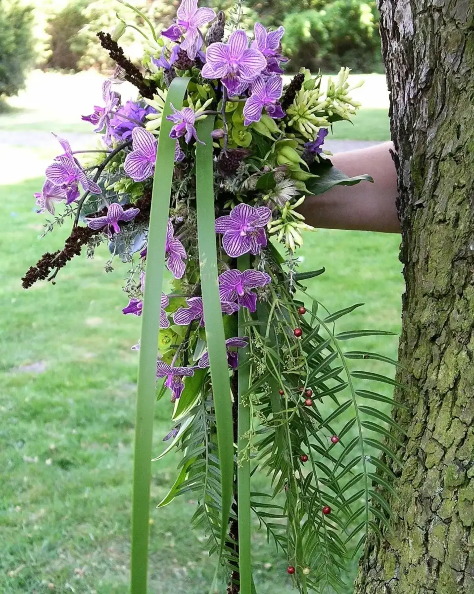 Hochzeitsfloristik: blumenschmuck, der auf Fotos wirkt und vor Ort Atmosphäre schafft.
