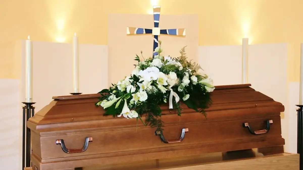 Trauerfloristik: blumenschmuck, der Nähe und Erinnerung behutsam ausdrückt.
