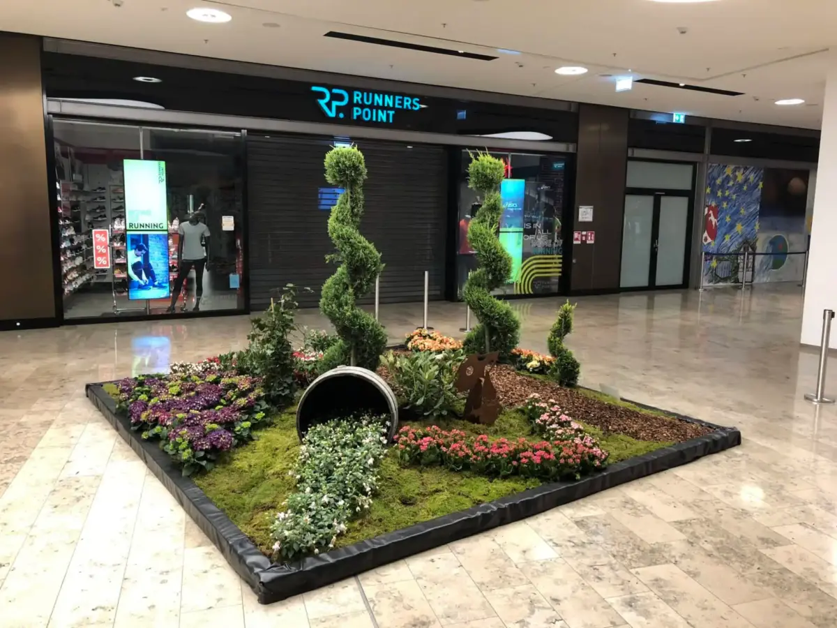 Eventdekoration: florale Eventdekoration für Empfang, Feier und Veranstaltung.